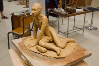 Atelier de modèle vivant de l’Éveil Artsitique à Graulhet le 24 09 2018. Modelage : Corinne.